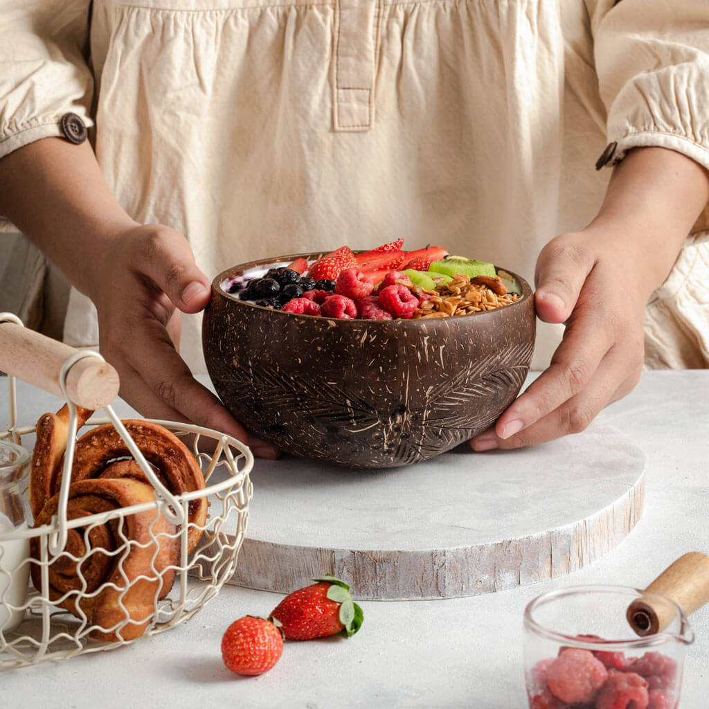 Eco - friendly Coconut Bowls & Spoons Set of 2 - Heavenly Good