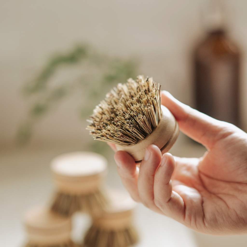 Natural Dish Brushes for Washing Up | Zero Waste & Biodegradable Plant - Based Kitchen Scrubber Set - Heavenly Good